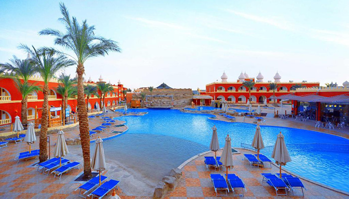 Alf Leila Wa Leila Hurghada Show