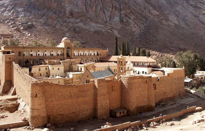 Day Tour to the Monastery of St. Catherine from Dahab by Car